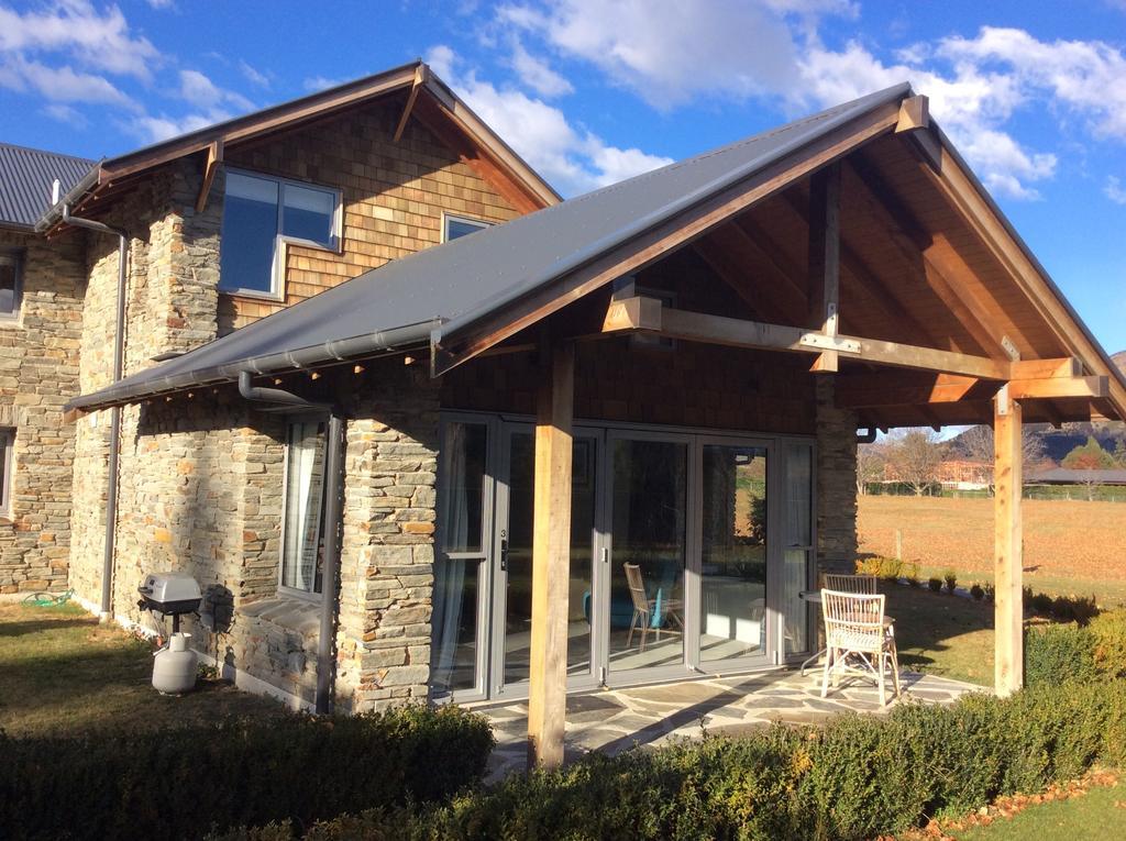 Golfcourse Road Chalets And Lodge Ванака Номер фото