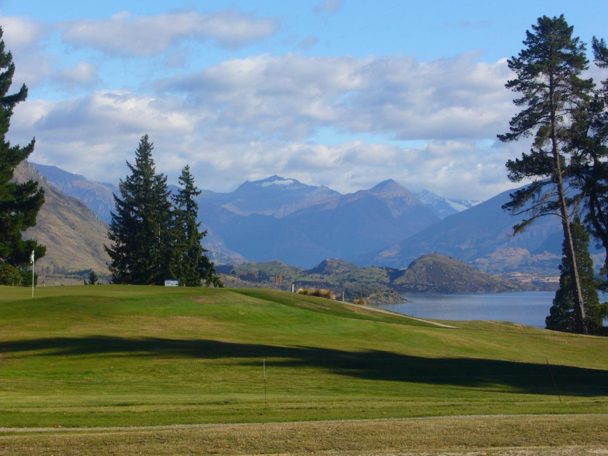 Golfcourse Road Chalets And Lodge Ванака Екстер'єр фото