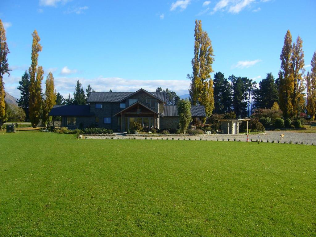 Golfcourse Road Chalets And Lodge Ванака Екстер'єр фото